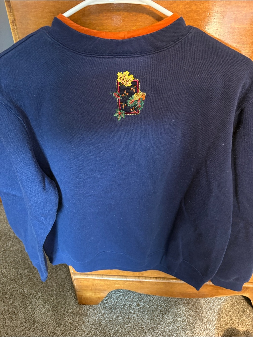 Woman’s Vintage Blue Embroidered Fall Crewneck Sweatshirt Baxter Wells Size XL - Picture 3 of 3